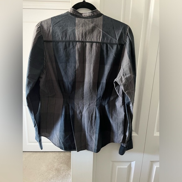 Levi’s | Vintage Button Down Shirt with Heart Pocket | Size Medium - Picture 4 of 11